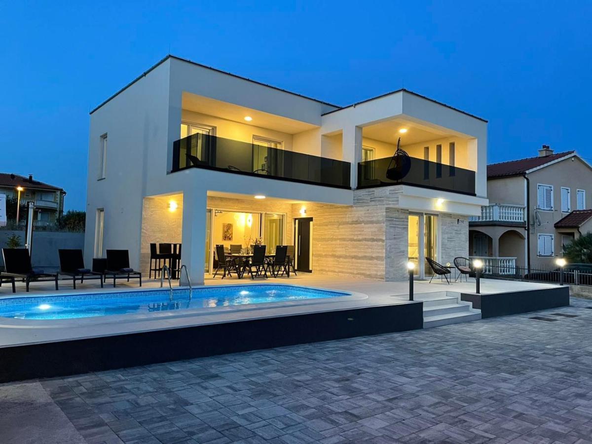 Villa Marena S Bazenom, Vodice Buitenkant foto