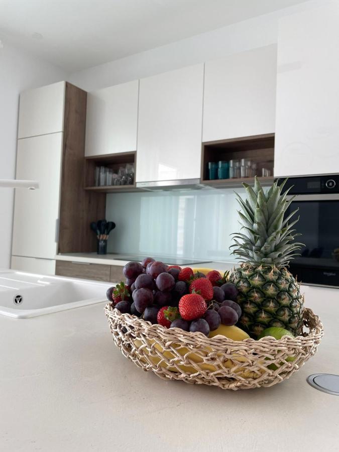 Villa Marena S Bazenom, Vodice Buitenkant foto