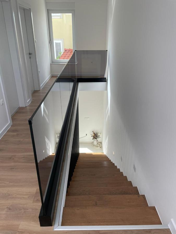 Villa Marena S Bazenom, Vodice Buitenkant foto